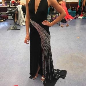 Size 2 Jovani gown. Fits a 00-4